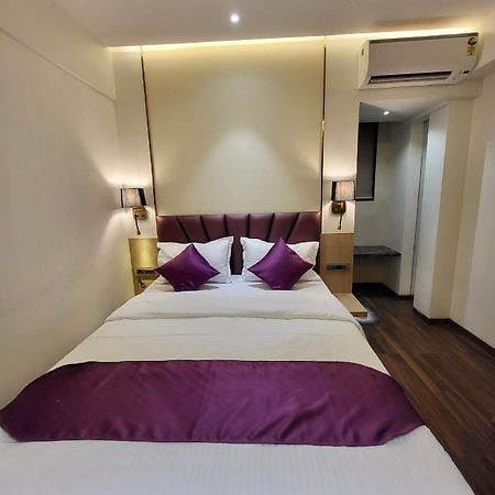Hotel Vishal Hall Bombay Esterno foto