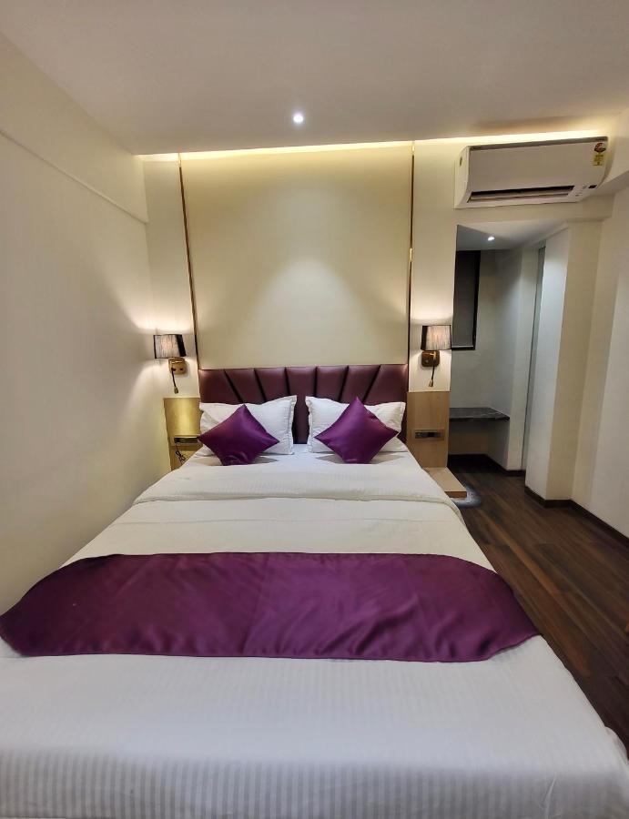 Hotel Vishal Hall Bombay Esterno foto