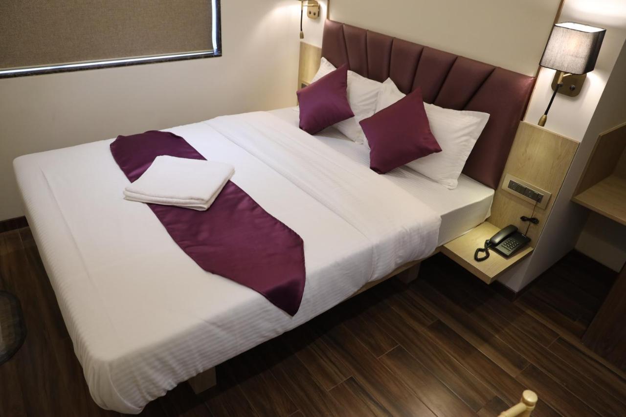 Hotel Vishal Hall Bombay Esterno foto