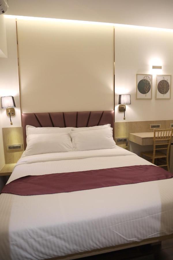 Hotel Vishal Hall Bombay Esterno foto