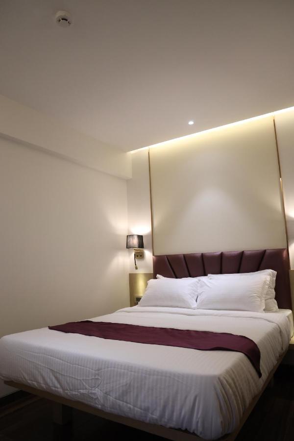 Hotel Vishal Hall Bombay Esterno foto