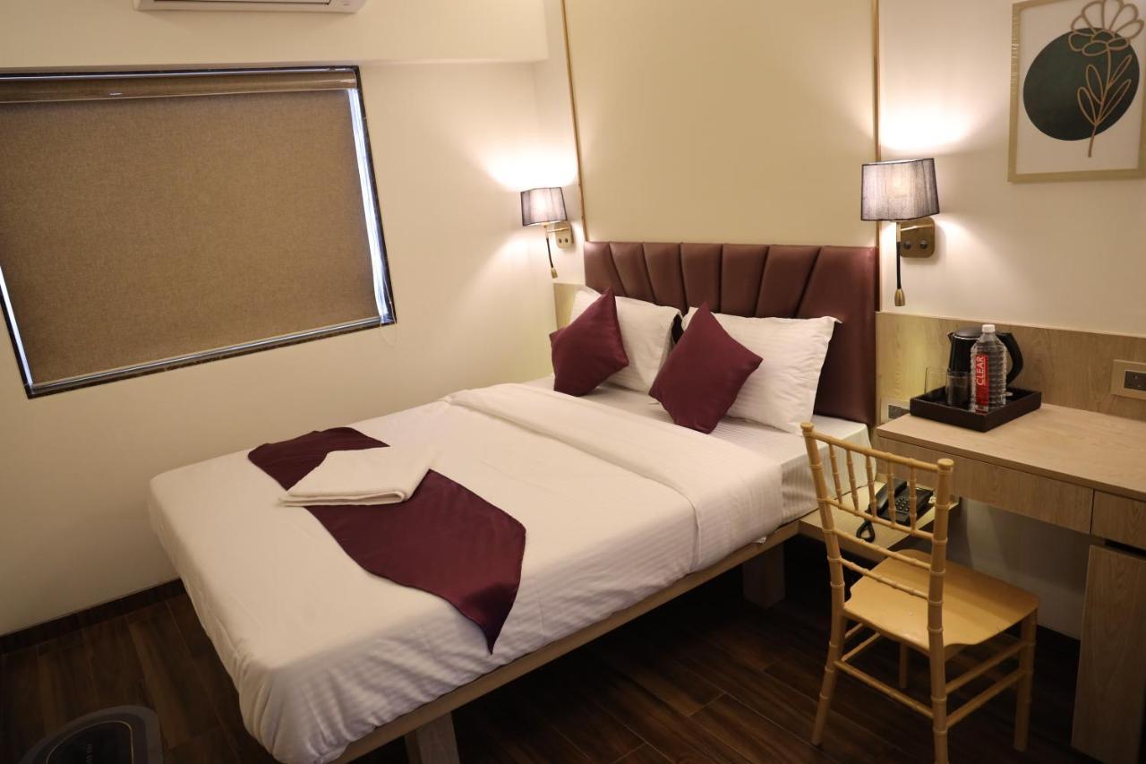 Hotel Vishal Hall Bombay Esterno foto